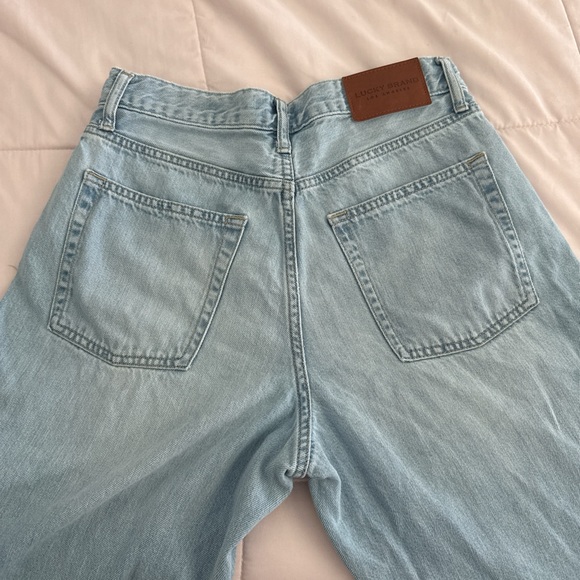 Lucky Brand Women's wide leg Jeans - Dark Blue and Light Blue bundle! - Picture 5 of 12